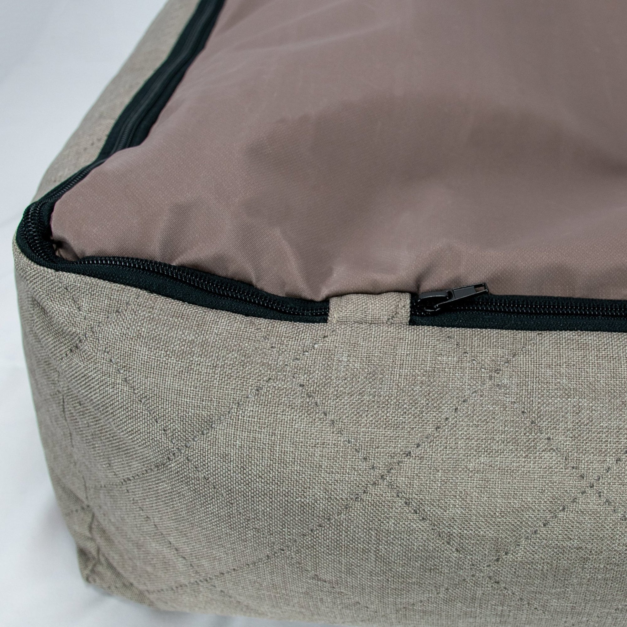 Sleepy Fox® luxury hundehöhle / katzenhöhle cave dog / cat bed. Highest quality. Removable inner cushions by zipper 