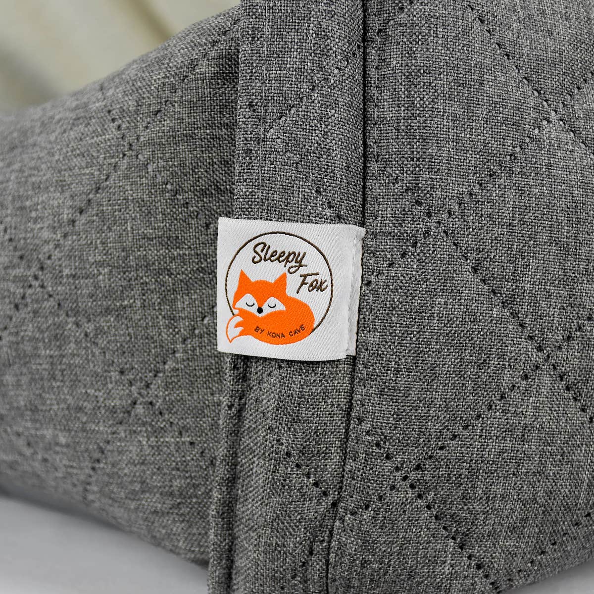Sleepy Fox® luxury hundehöhle / katzenhöhle cave dog / cat bed. Highest quality. Luxury brand