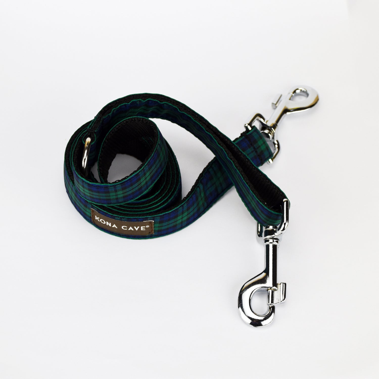 KONA CAVE® Ribbon Dog Collar and Leash in authentic Blackwatch Tartan. Adjustable dog leash in nylon and ribbon. 