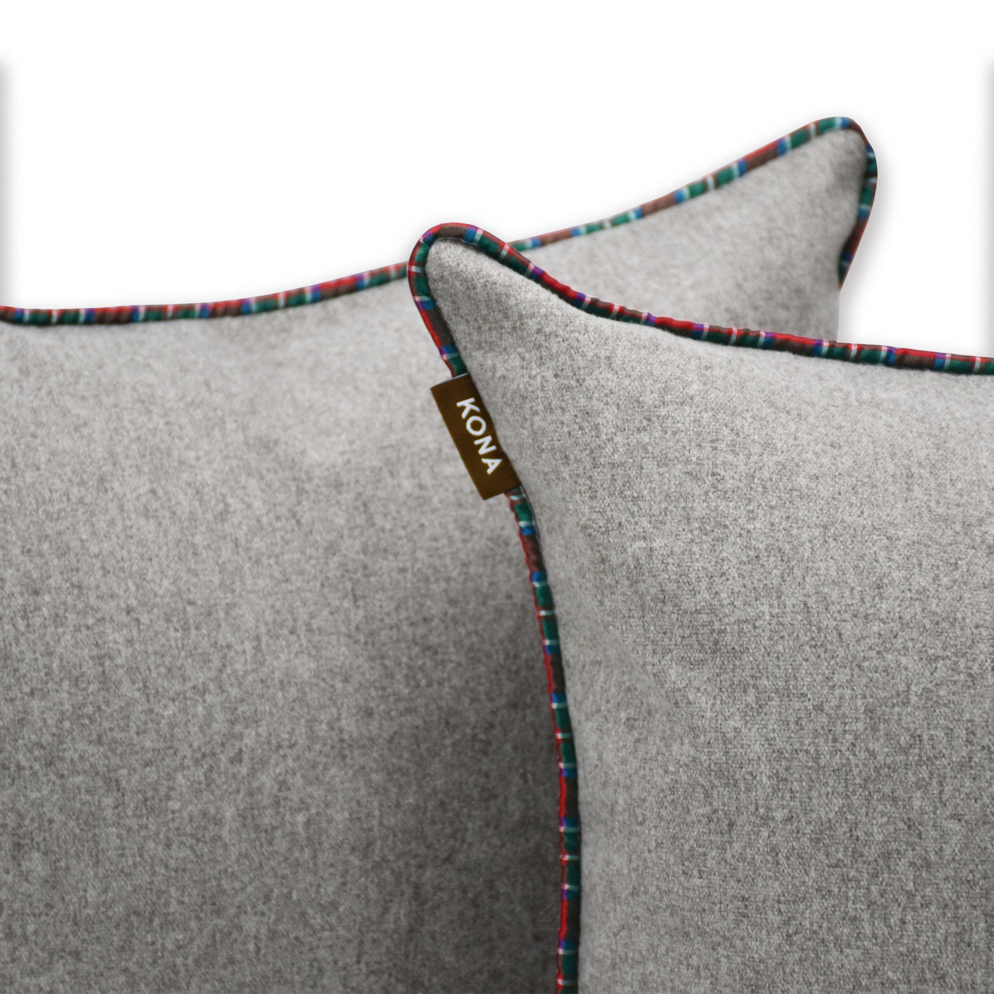 Wolkenbett-Dekor-Set – grauer Flanell mit rotem Royal Stewart Tartan-Festtagsbesatz
