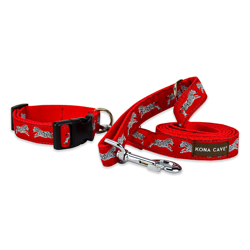 Doggy Walk Wear Set includes 160cm leash with loop handle and double clip, and an adjustable dog collar in Zebras on Red